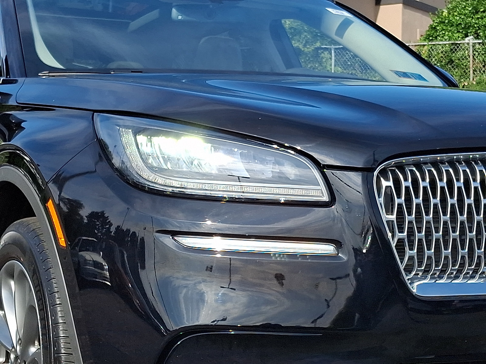 Used 2022 Lincoln Corsair AWD w/ Premium Package image 9