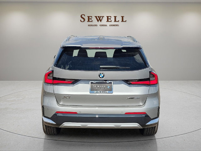 New 2026 BMW X1 xDrive28i w/ Technology Package AWD/4WD image 4