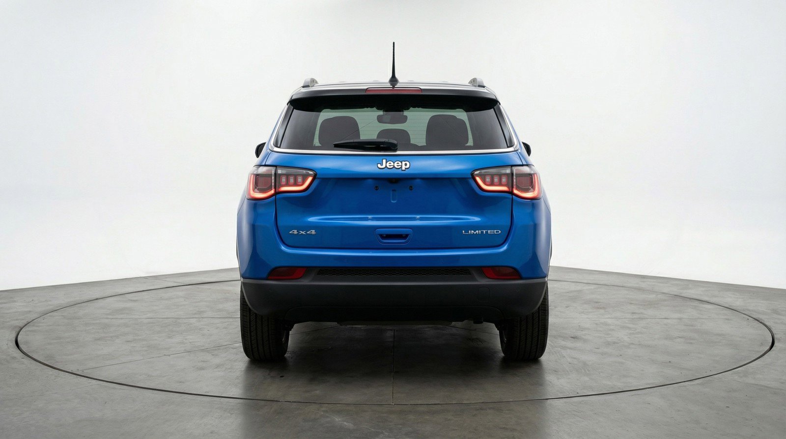 Used 2025 Jeep Compass Limited image 7