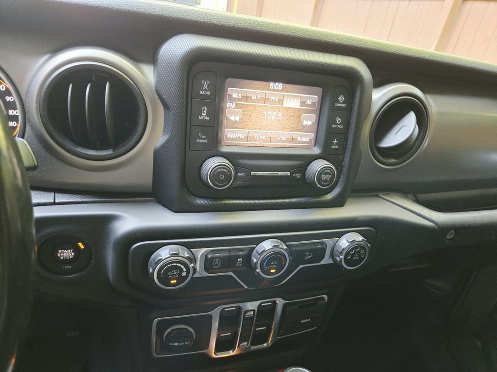 Used 2020 Jeep Wrangler Unlimited Sport S AWD/4WD image 26