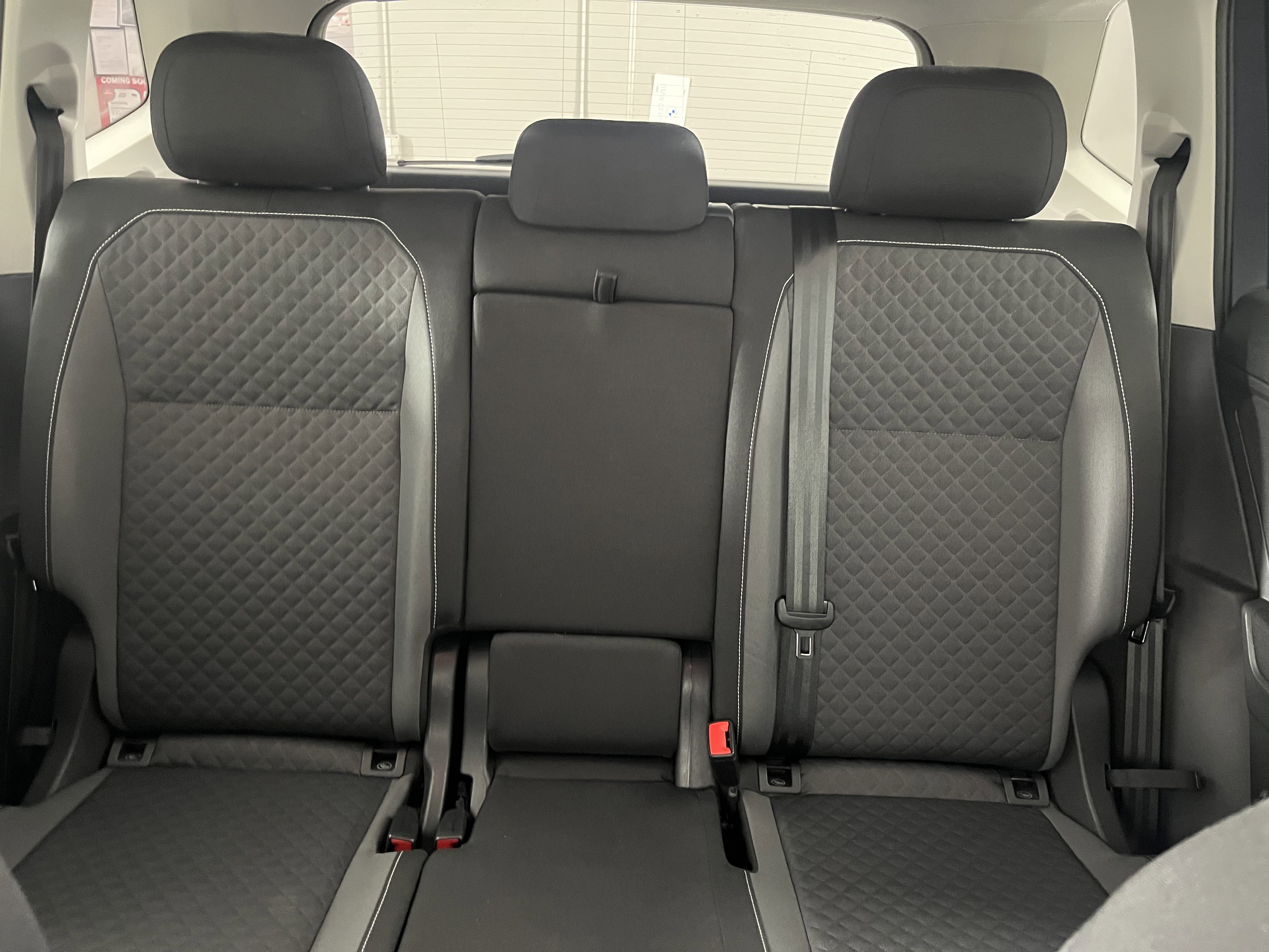 Used 2021 Volkswagen Tiguan S image 22