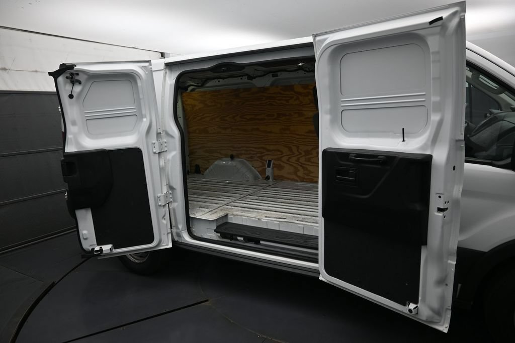 Used 2017 Ford Transit 150 130 Low Roof RWD image 26