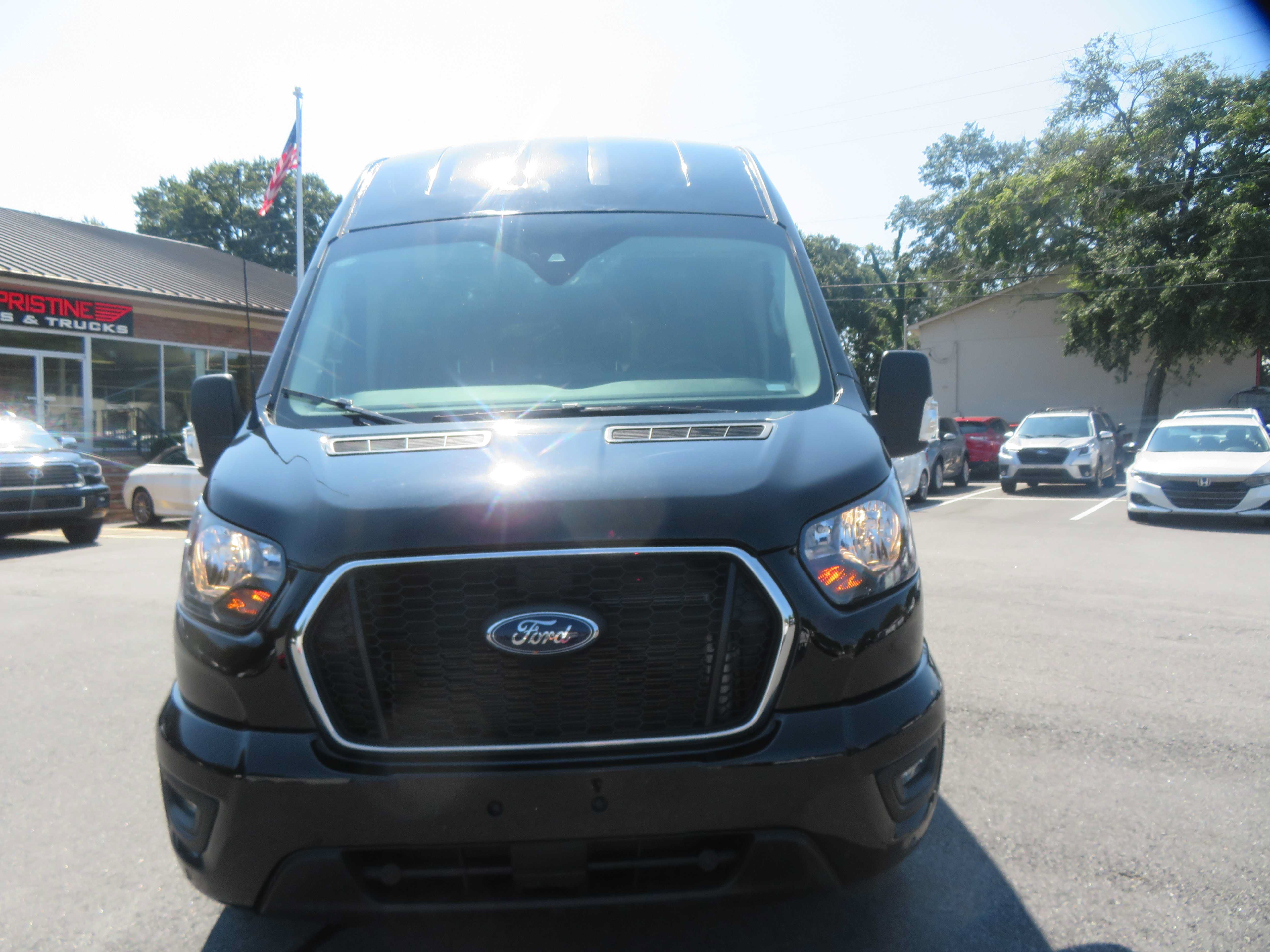 Used 2025 Ford Transit 350 XLT RWD image 59