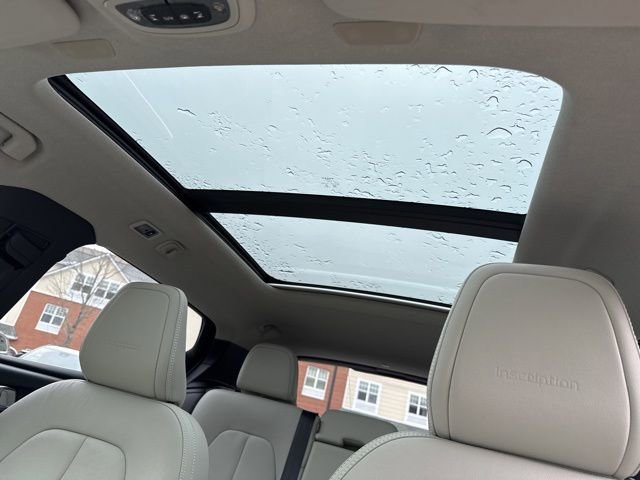 Used 2020 Volvo XC40 T5 Inscription w/ Protection Package Premier image 20