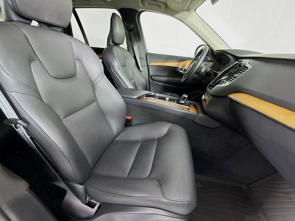 Used 2023 Volvo XC90 T8 Plus w/ Protection Package Premier AWD/4WD image 23