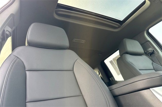 New 2026 GMC Sierra 1500 Elevation w/ Elevation Premium Package image 18