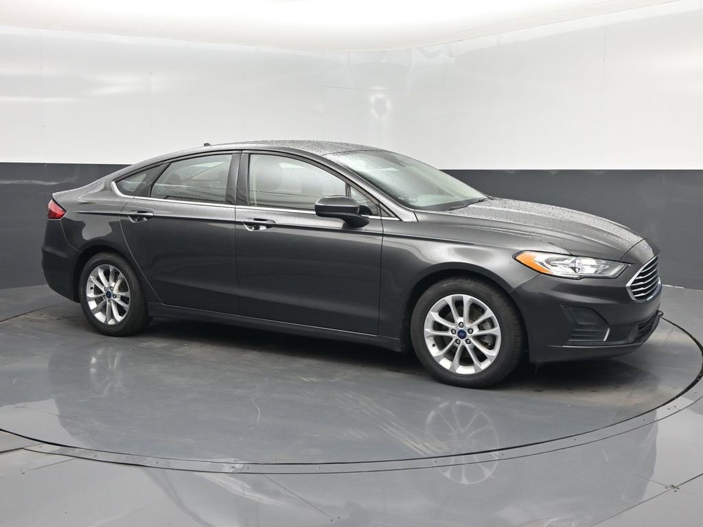 Used 2019 Ford Fusion SE