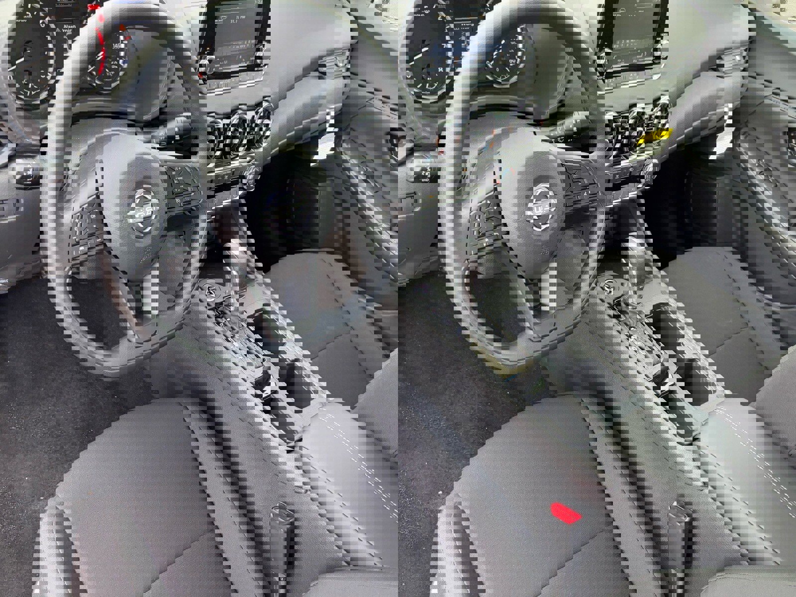 New 2025 Nissan Sentra S image 18