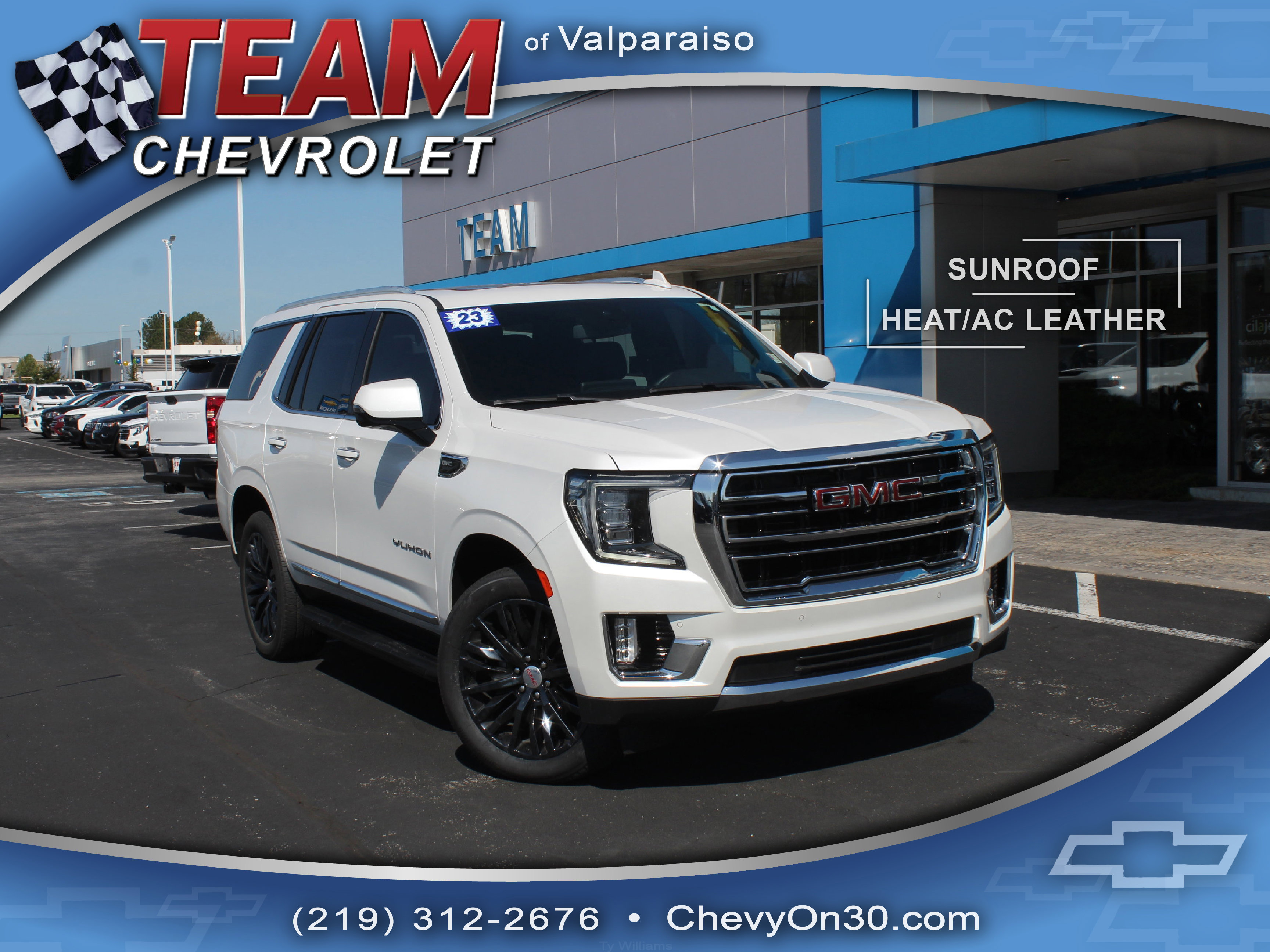 Used 2023 GMC Yukon SLT w/ SLT Luxury Package AWD/4WD image 1