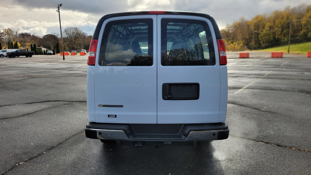New 2025 Chevrolet Express 2500 w/ Communications Package RWD image 10