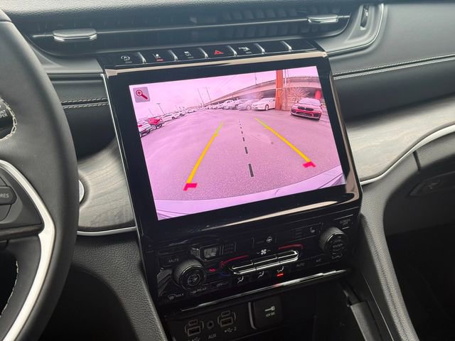 Used 2025 Jeep Grand Cherokee Limited w/ Trailer Tow Package image 21