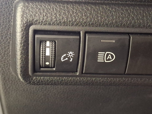 Certified 2025 Toyota Corolla LE FWD image 32