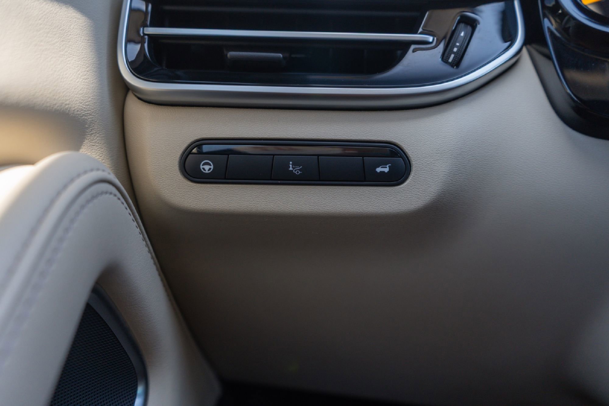 Certified 2023 INFINITI QX60 Luxe w/ Vision Package image 20