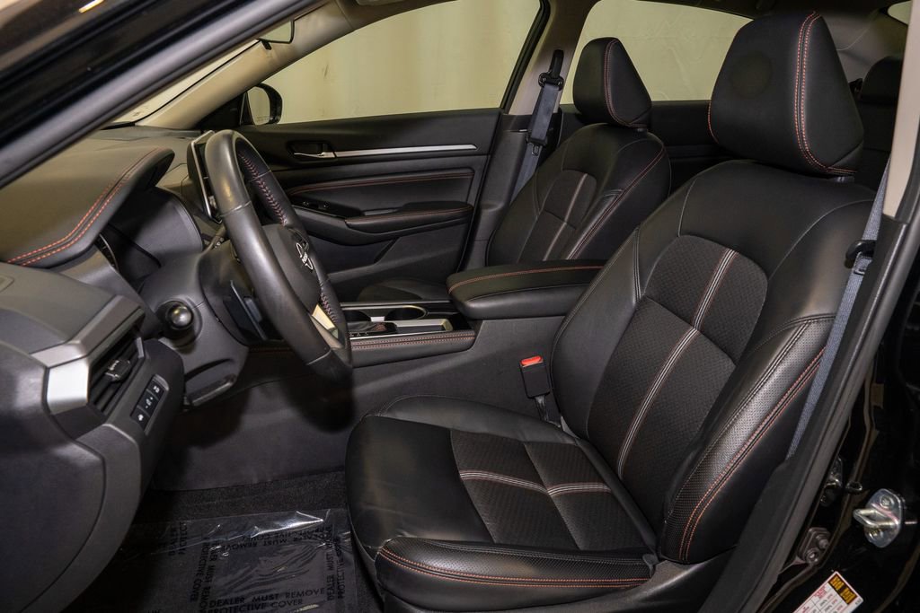 Used 2023 Nissan Altima 2.5 SR image 10