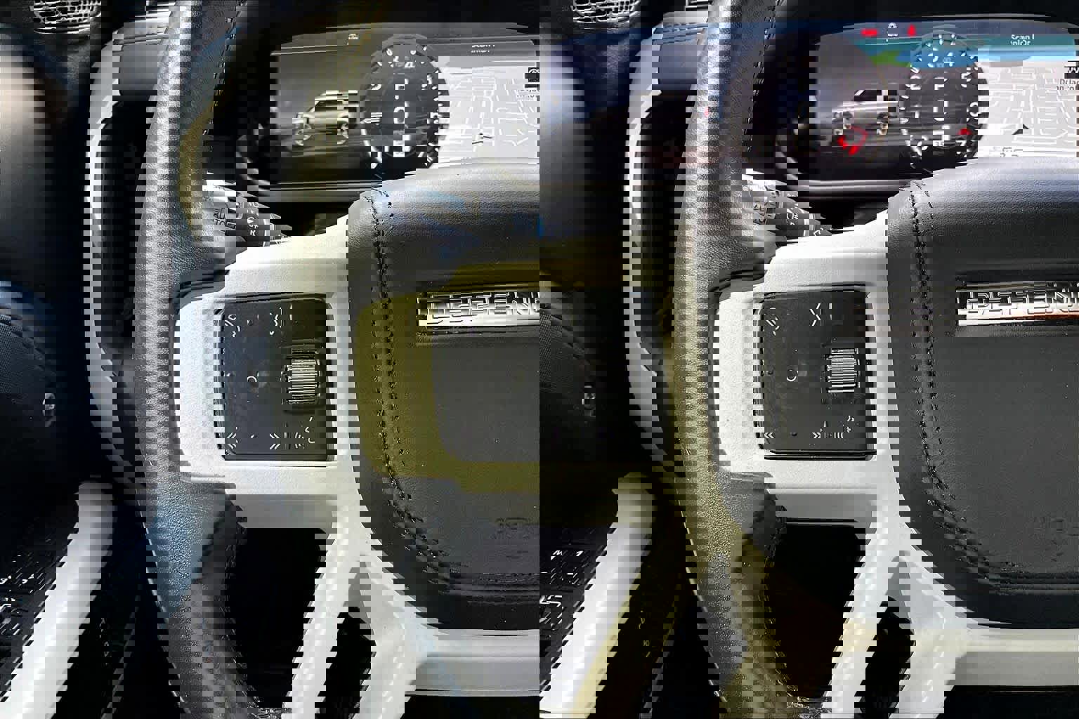 Used 2022 Land Rover Defender 110 X-Dynamic HSE image 21