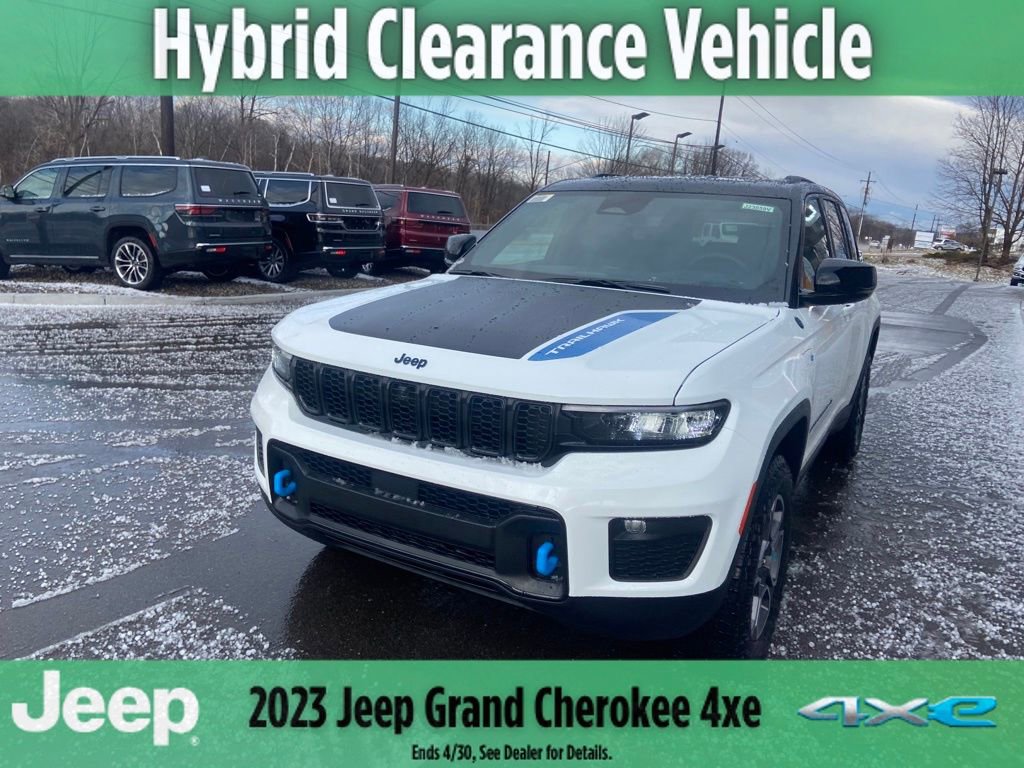 New 2023 Jeep Grand Cherokee Trailhawk image 3