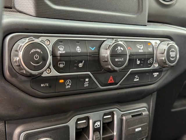 Used 2023 Jeep Gladiator Sport image 19