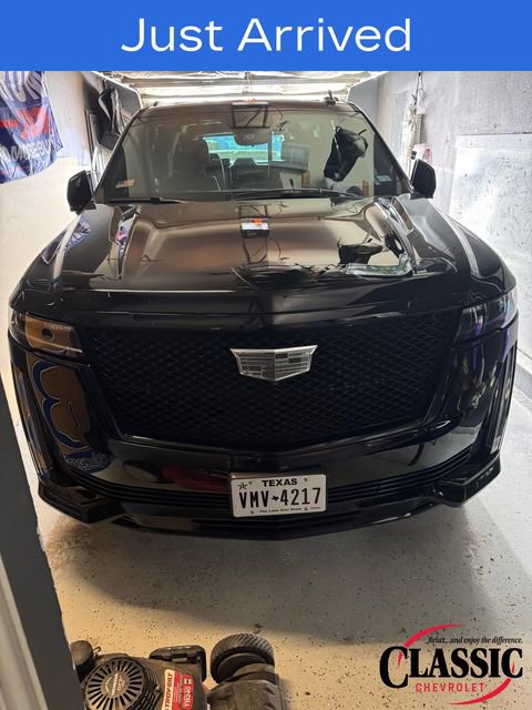 Used 2024 Cadillac Escalade Sport w/ LPO, ONYX Package image 27