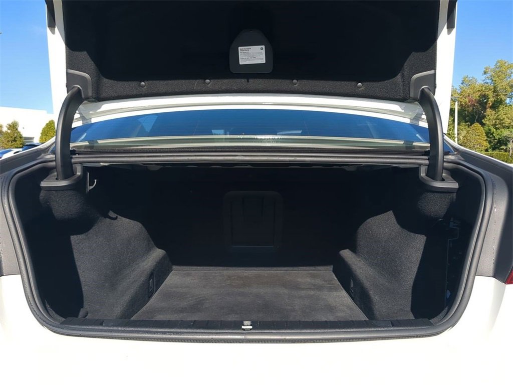 Used 2018 BMW 740i xDrive image 14