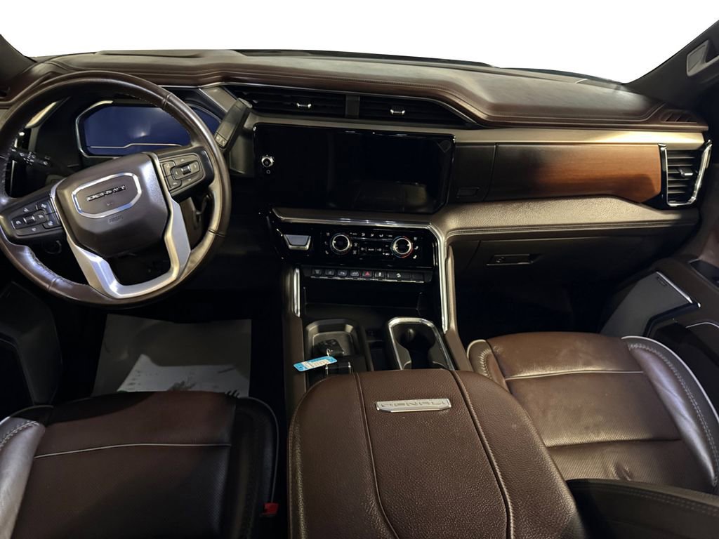 Used 2024 GMC Sierra 3500 Denali image 12