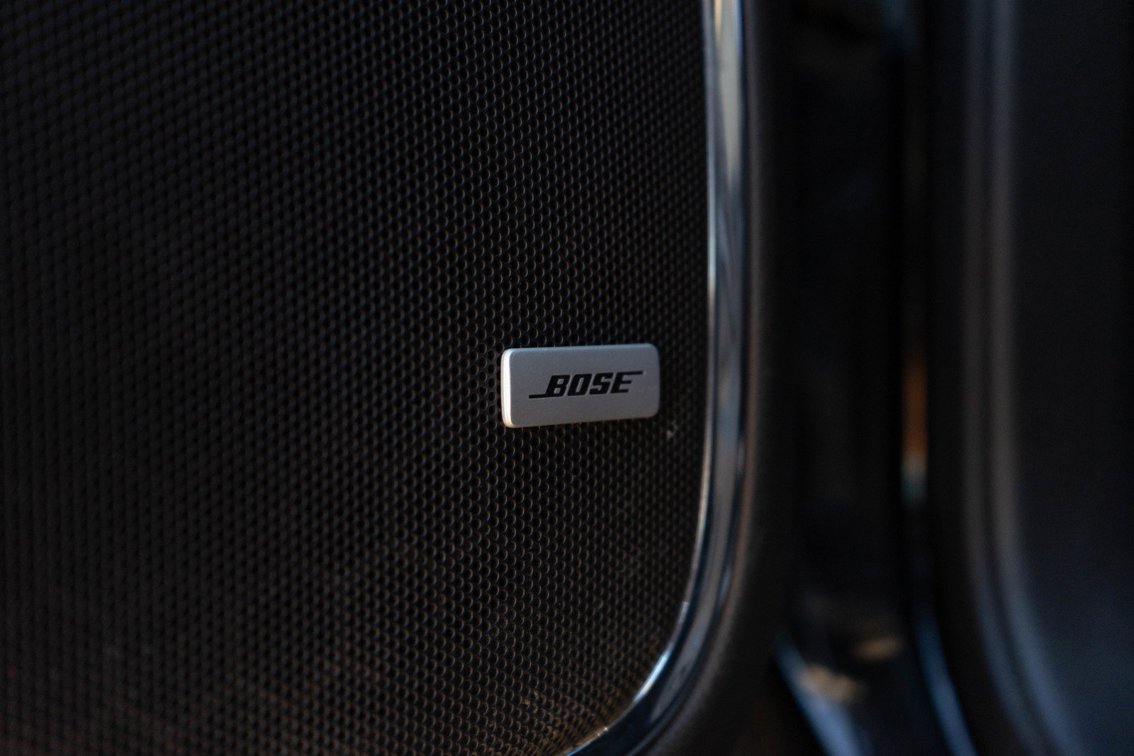 Used 2020 GMC Yukon SLE w/ SLE Value Package image 17