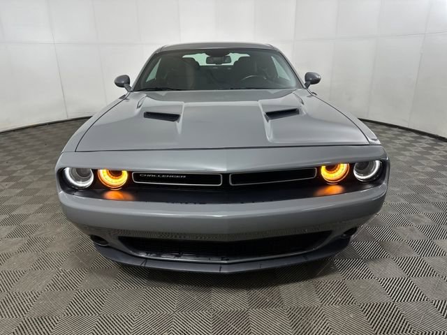 Used 2023 Dodge Challenger SXT image 8