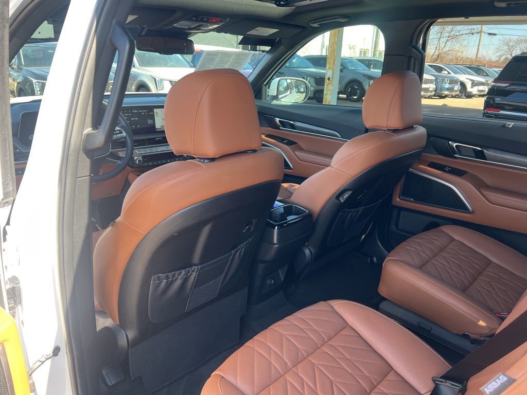 Used 2025 Kia Telluride EX X-Line AWD/4WD image 10