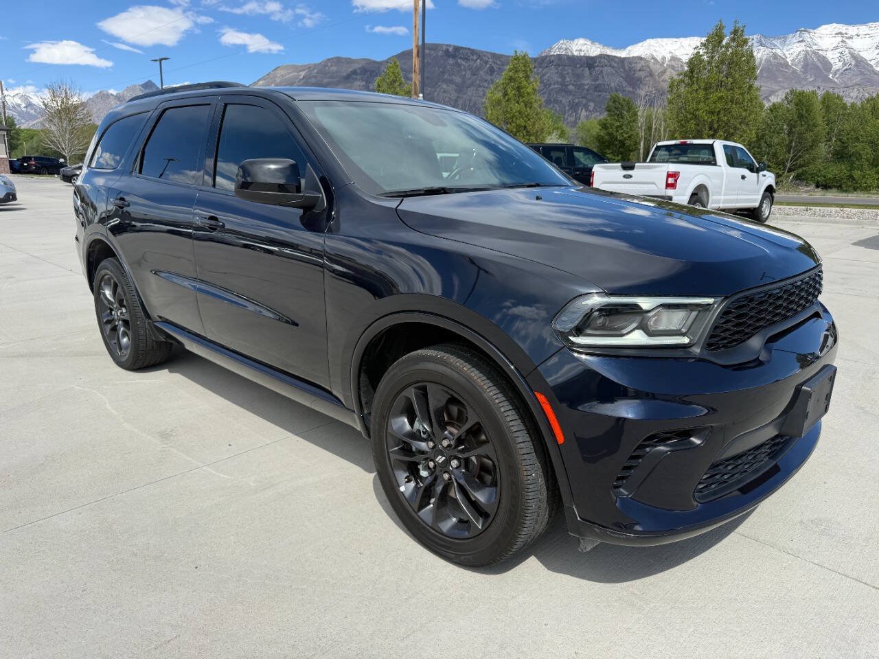 Used 2025 Dodge Durango GT w/ Blacktop Package AWD/4WD image 9