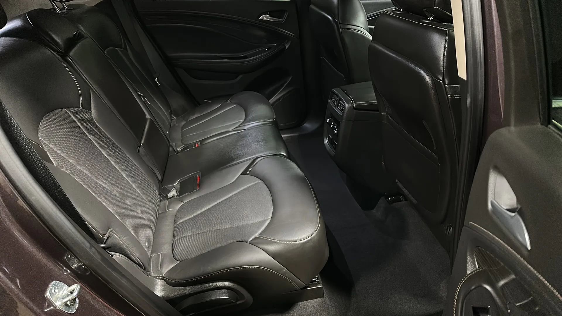 Used 2016 Buick Envision Premium AWD/4WD image 15