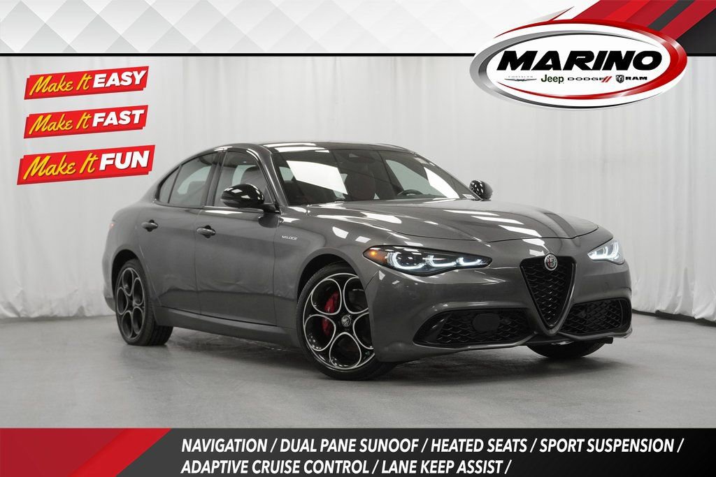 Used 2024 Alfa Romeo Giulia Veloce image 1