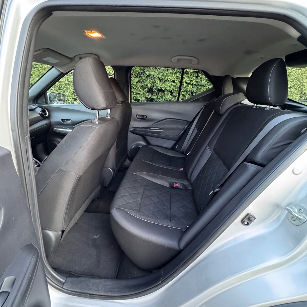 Used 2020 Nissan Kicks SV w/ Exterior Package image 11