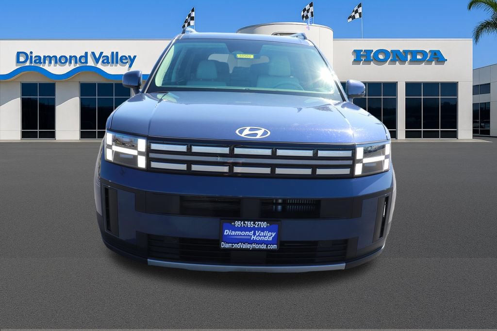Used 2025 Hyundai Santa Fe SEL AWD/4WD image 2