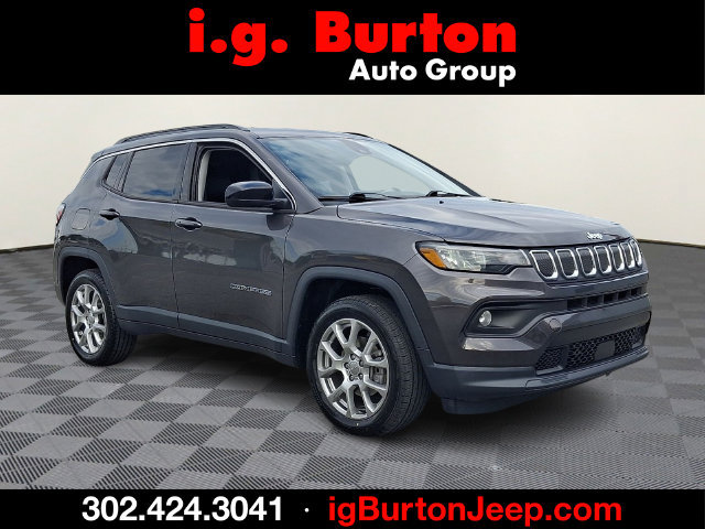 Certified 2022 Jeep Compass Latitude AWD/4WD image 1