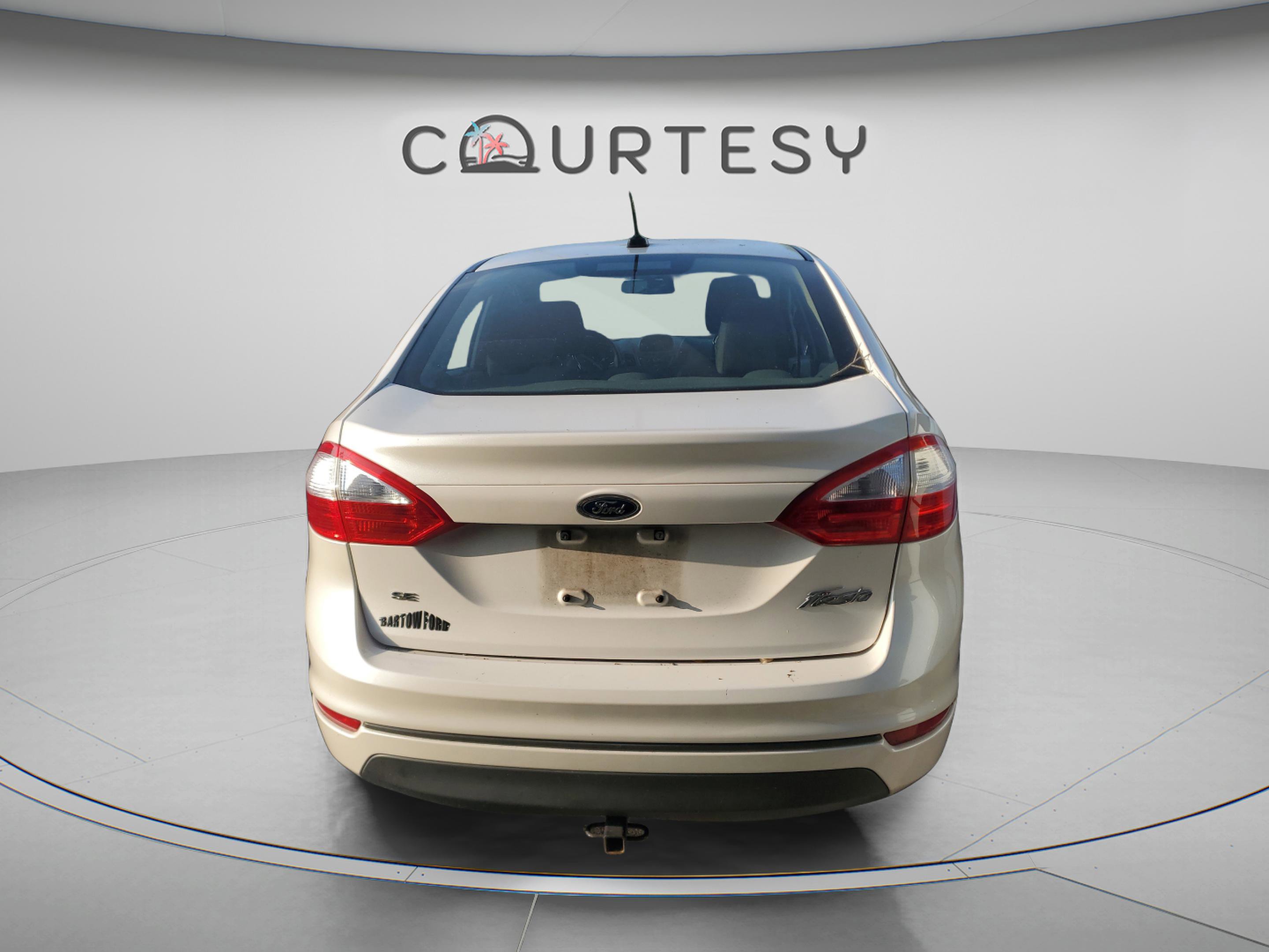 Used 2017 Ford Fiesta SE FWD image 16