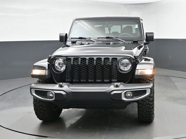 Used 2023 Jeep Gladiator Sport AWD/4WD image 3
