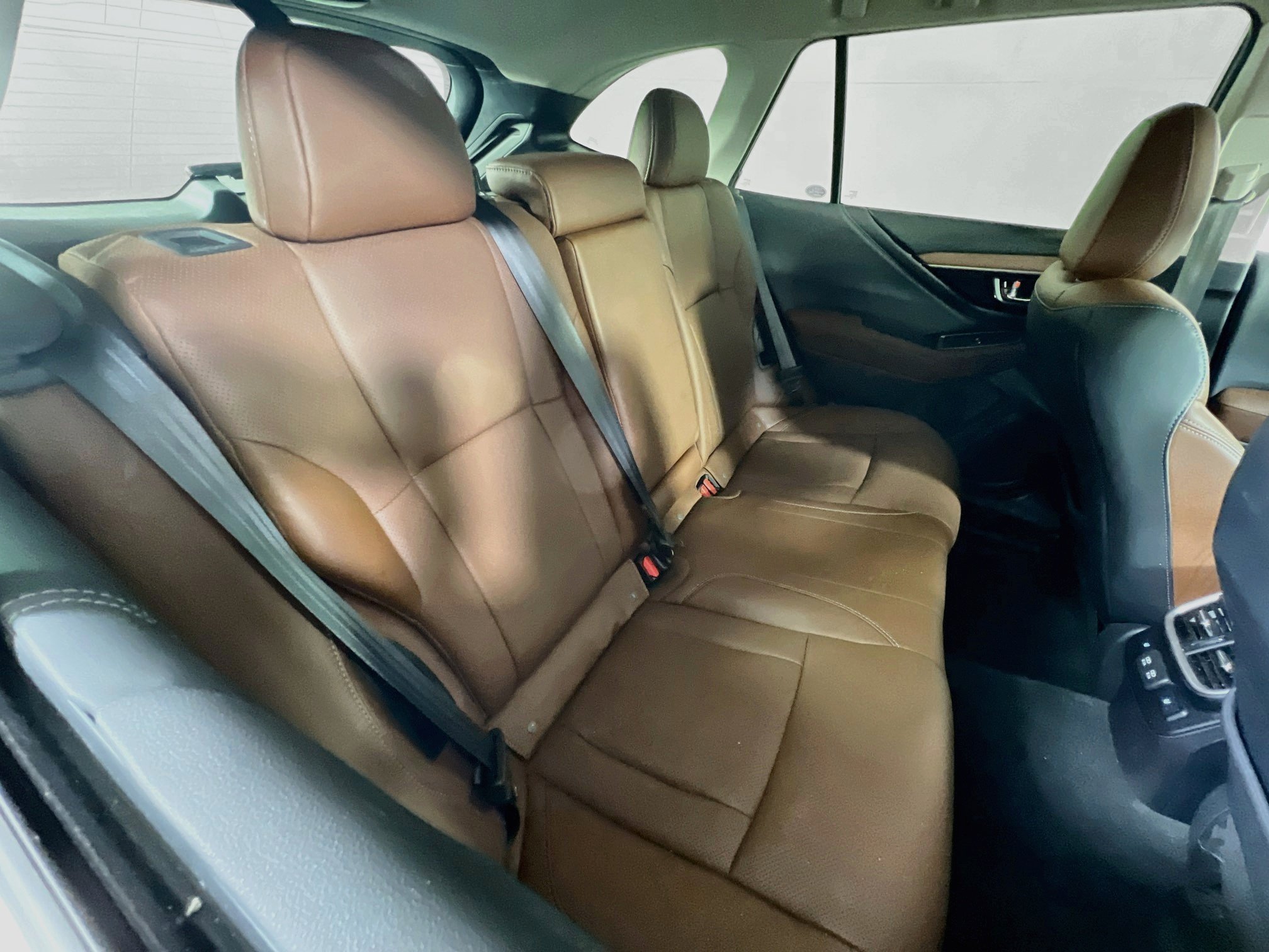 Used 2022 Subaru Outback Touring AWD/4WD image 27