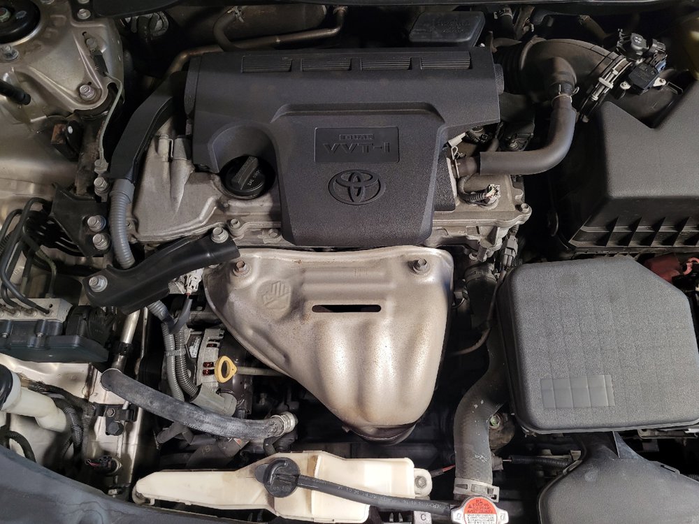 Used 2016 Toyota Camry LE FWD image 30