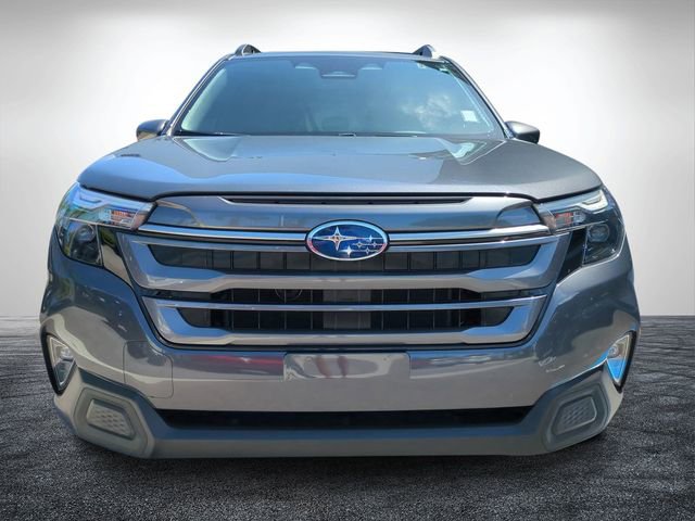 Used 2025 Subaru Forester Premium AWD/4WD image 9