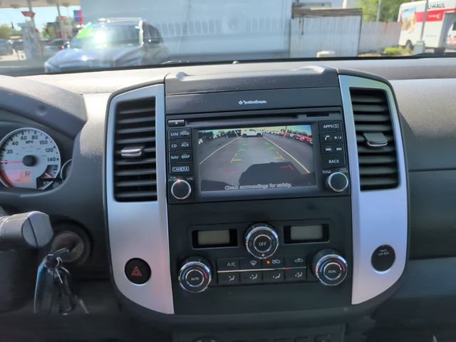 Used 2015 Nissan Frontier PRO-4X AWD/4WD image 25