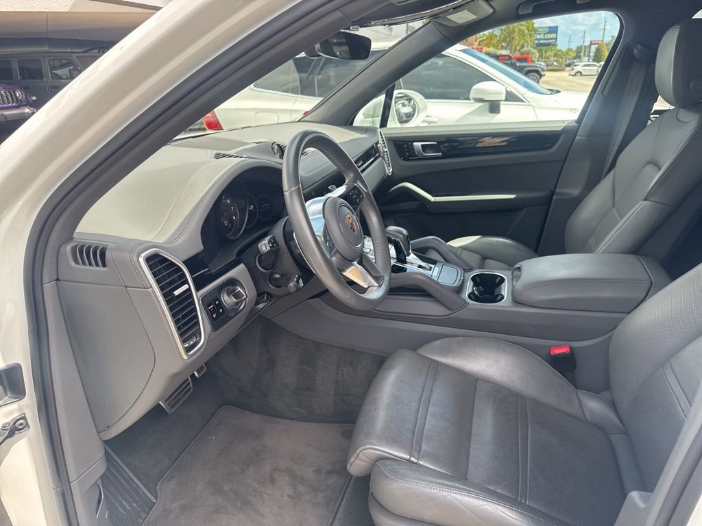 Used 2021 Porsche Cayenne S image 15