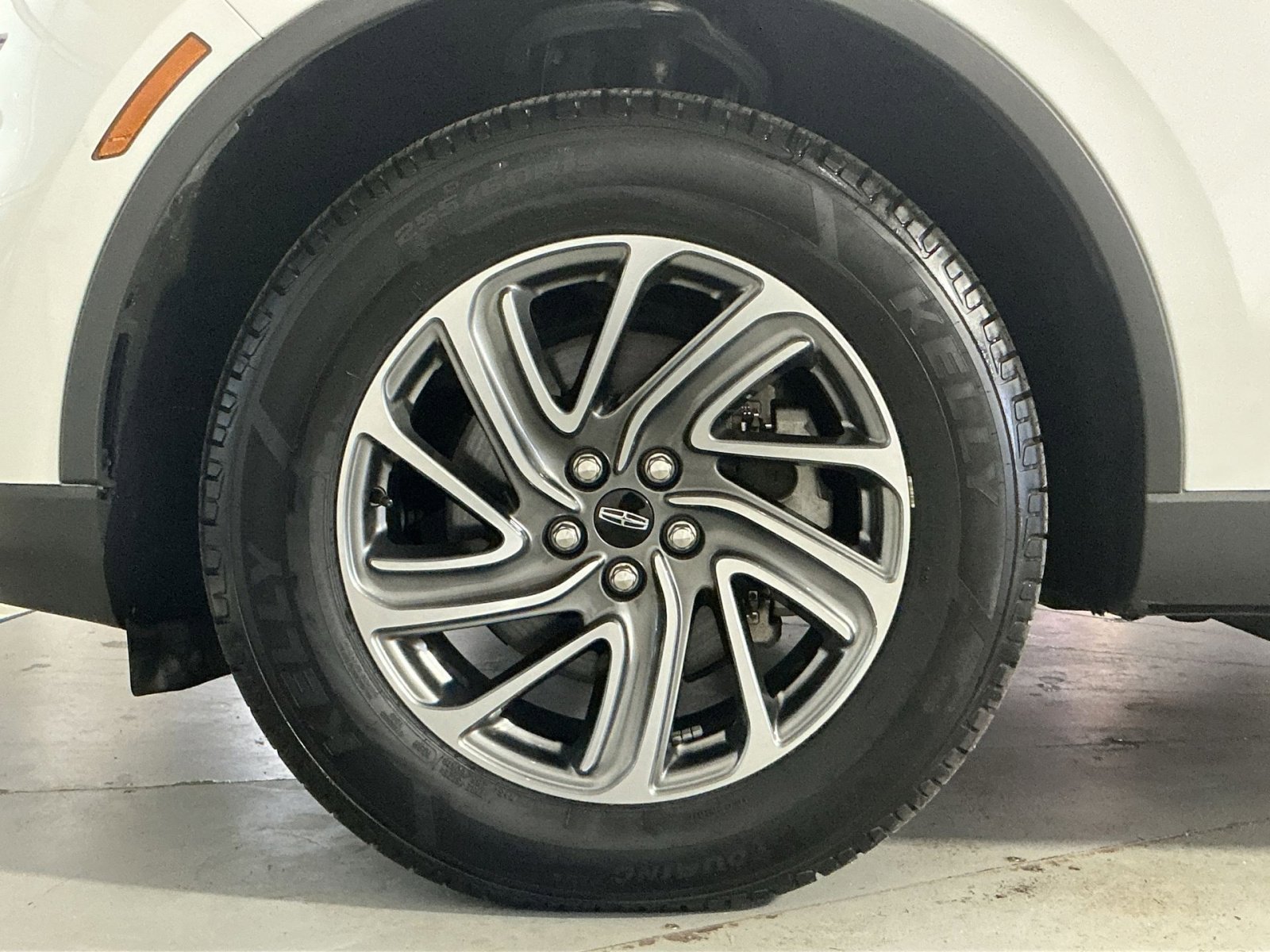 Used 2023 Lincoln Aviator AWD image 13
