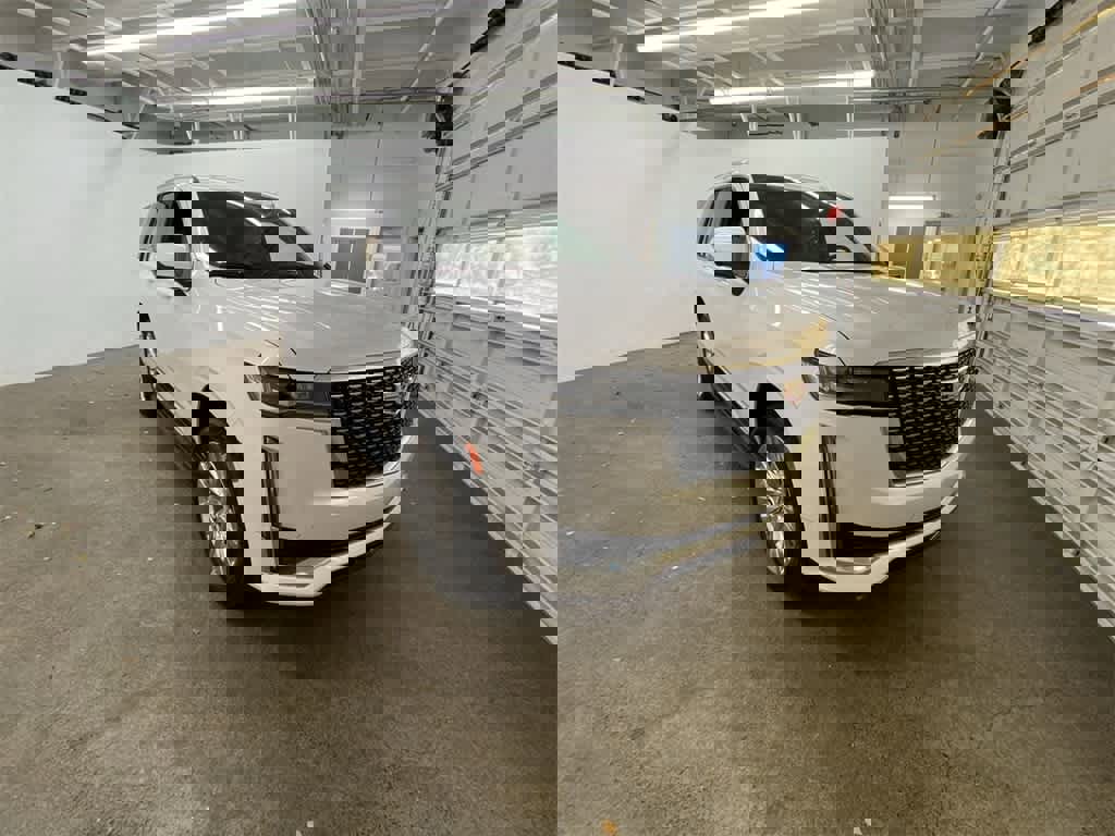 Used 2023 Cadillac Escalade Premium Luxury image 8