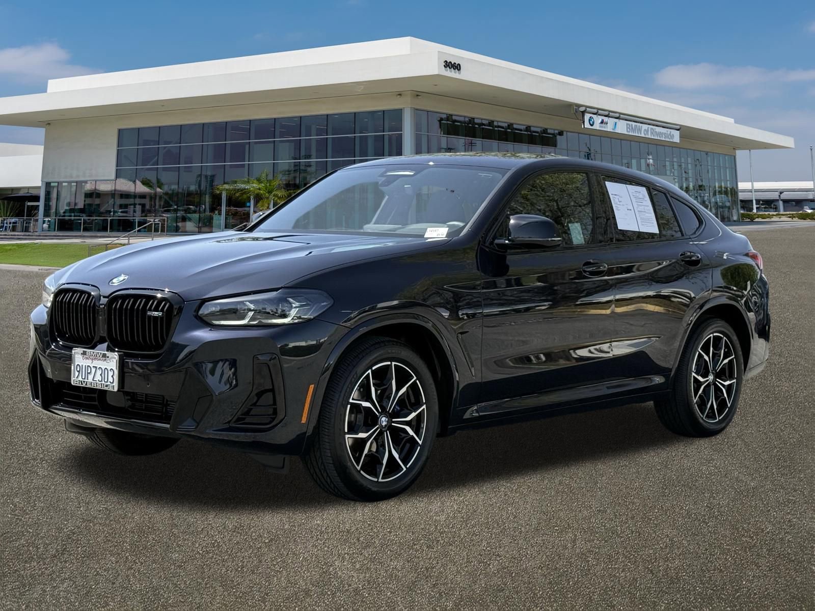 Used 2025 BMW X4 M40i AWD/4WD image 4