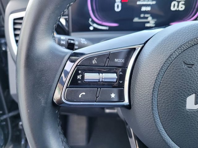Certified 2025 Kia Seltos S image 23