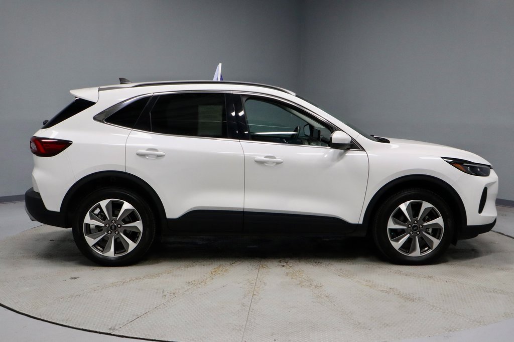 Certified 2024 Ford Escape Platinum image 7