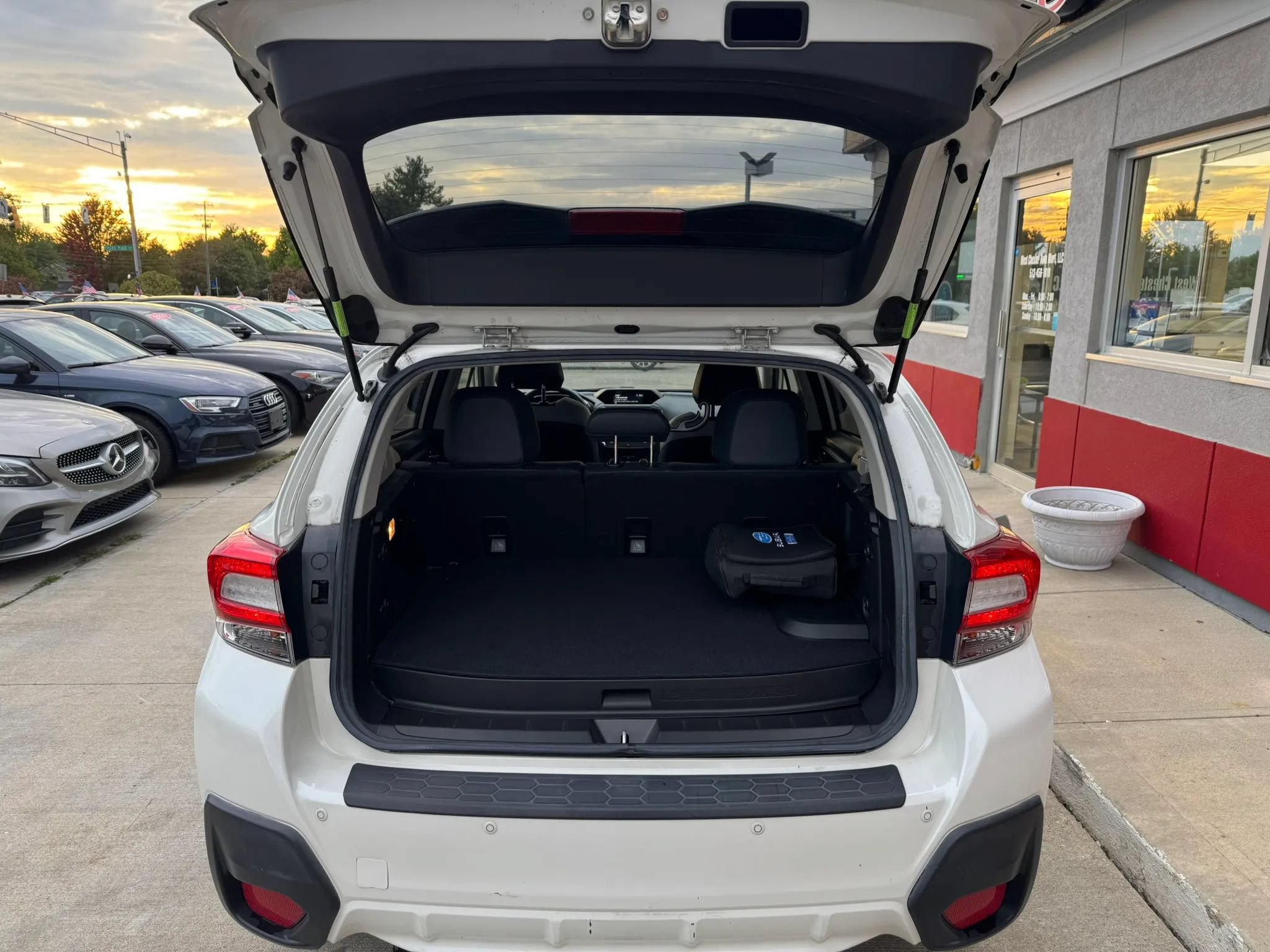 Used 2019 Subaru Crosstrek Hybrid w/ Moonroof Package w/Navigation AWD/4WD image 14
