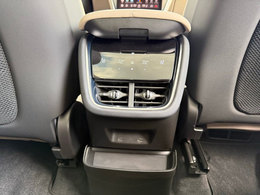 New 2025 Volvo EX90 Ultra image 28