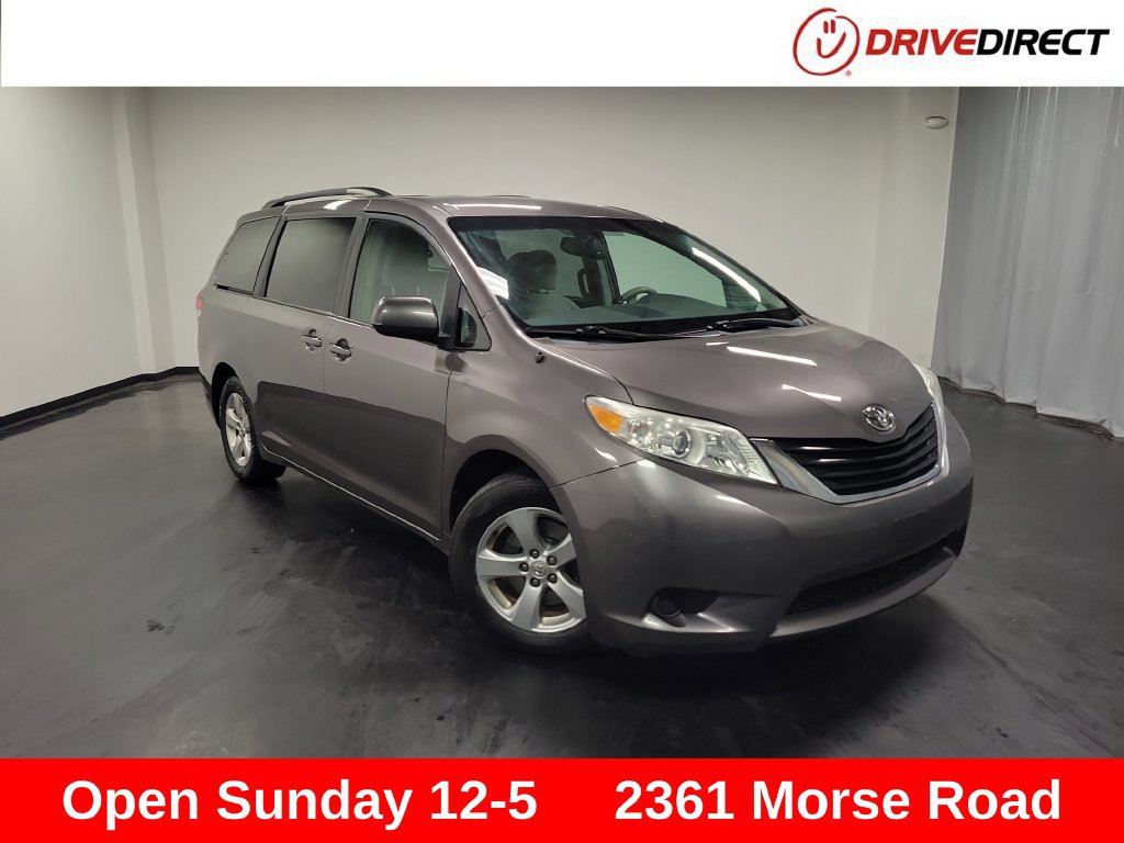Used 2014 Toyota Sienna LE