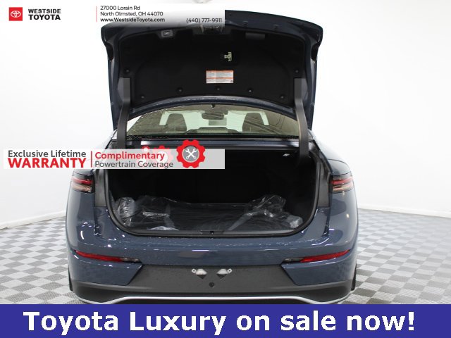 New 2026 Toyota Crown Platinum image 8