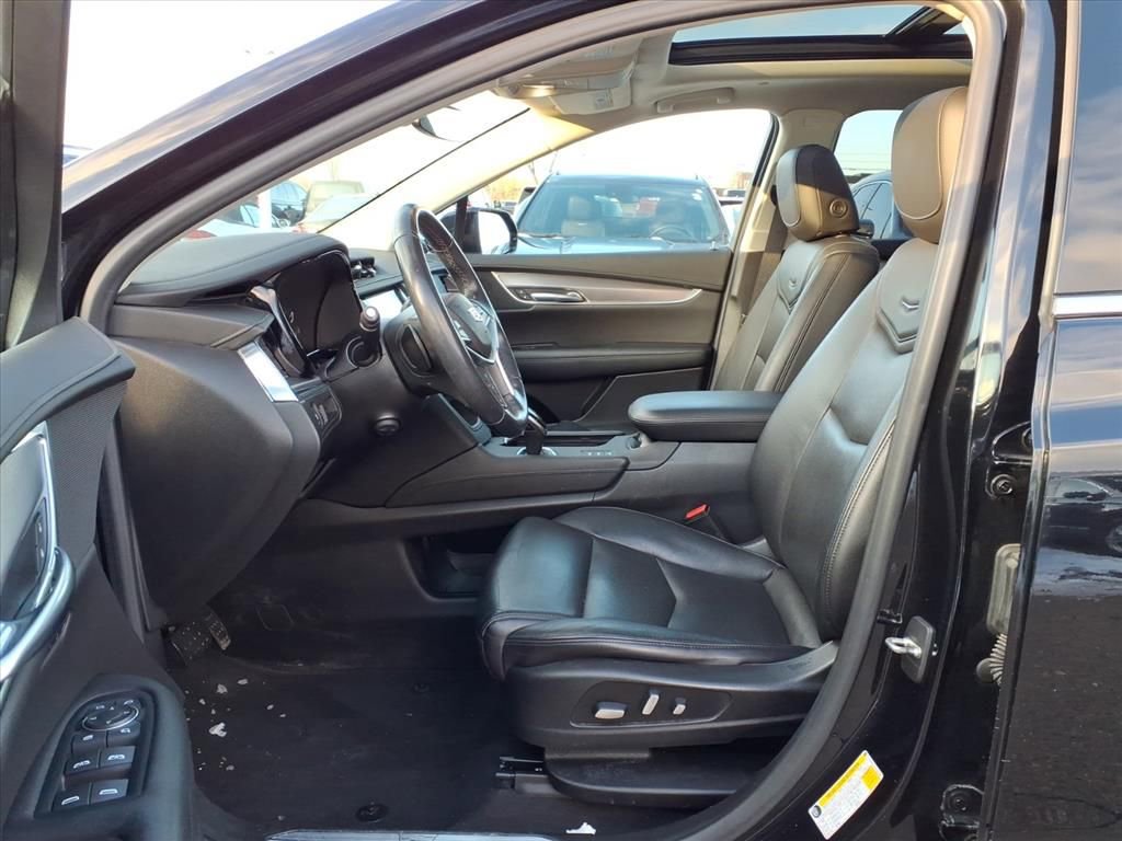 Used 2019 Cadillac XT5 Luxury image 17